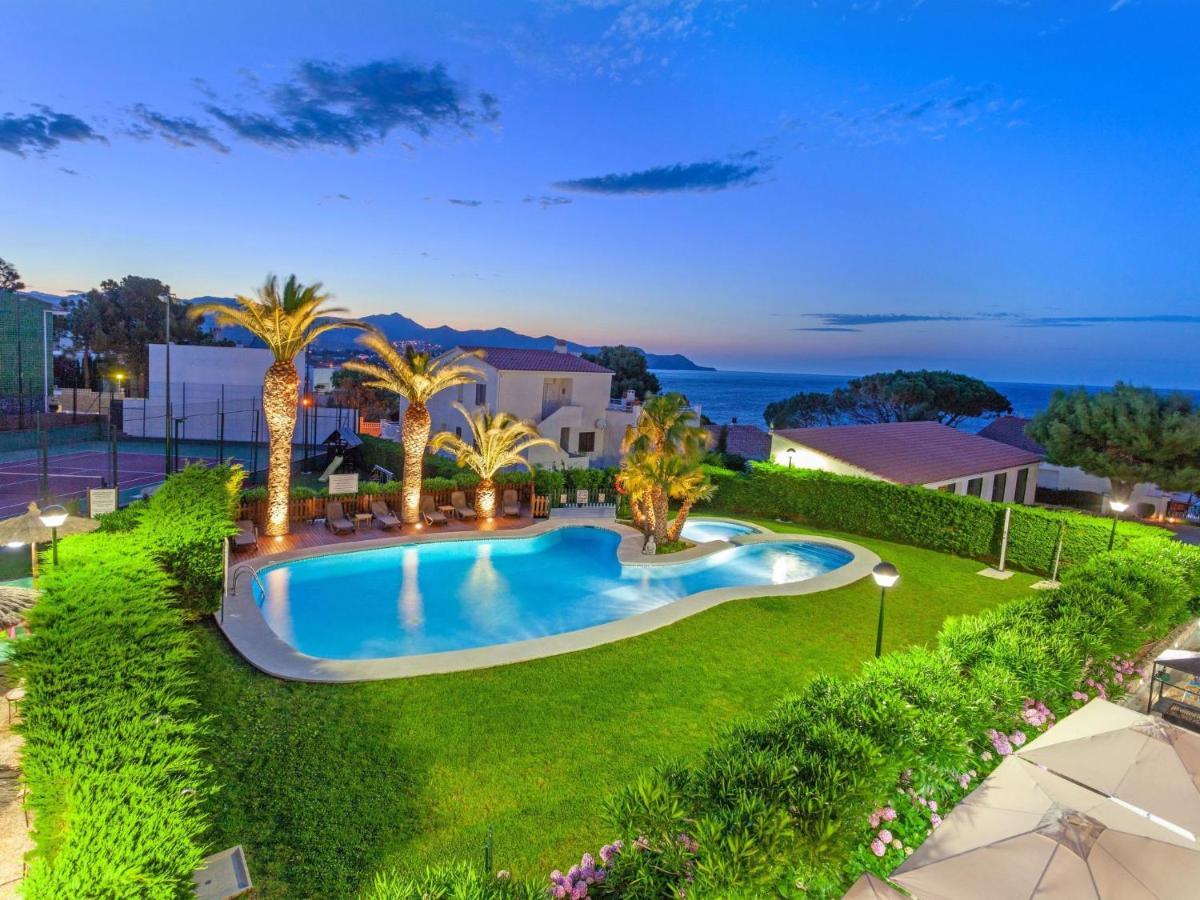 Apartment Palmiers I-11 By Interhome Llança Dış mekan fotoğraf