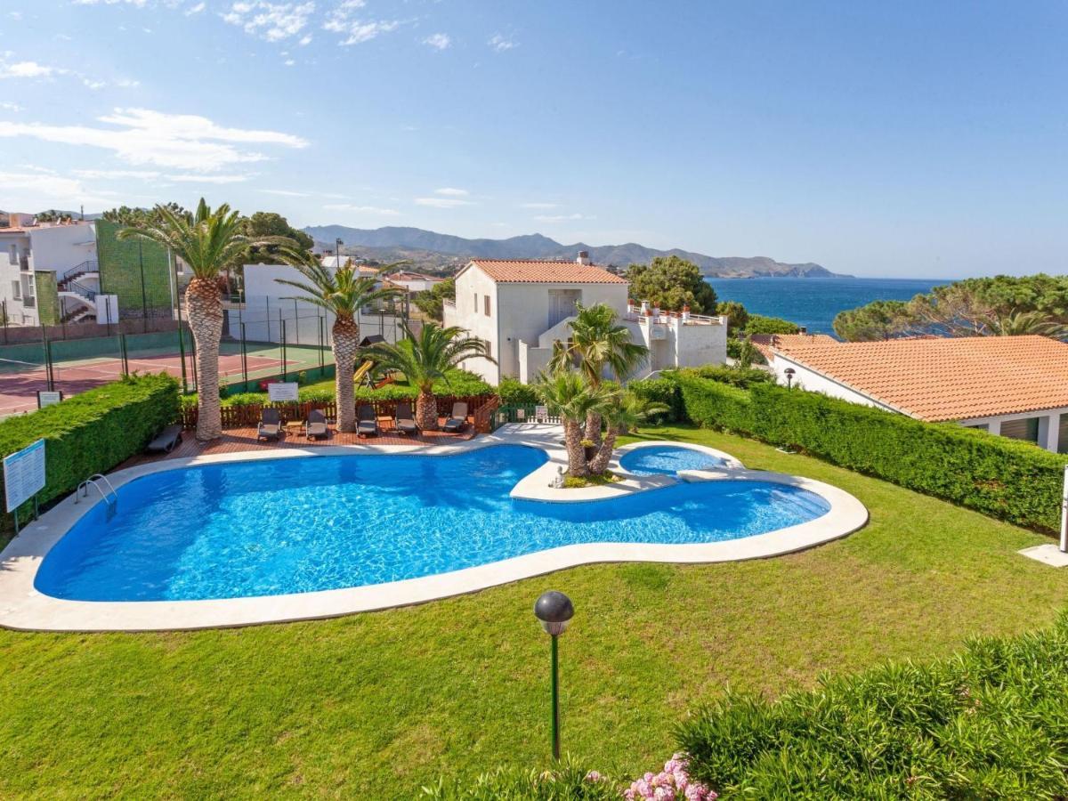 Apartment Palmiers I-11 By Interhome Llança Dış mekan fotoğraf